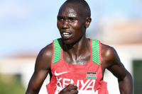 NOUVEAU RECORD DU MONDE DE SEMI-MARATHON !
