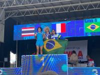 Annie DORINA Championne du Monde